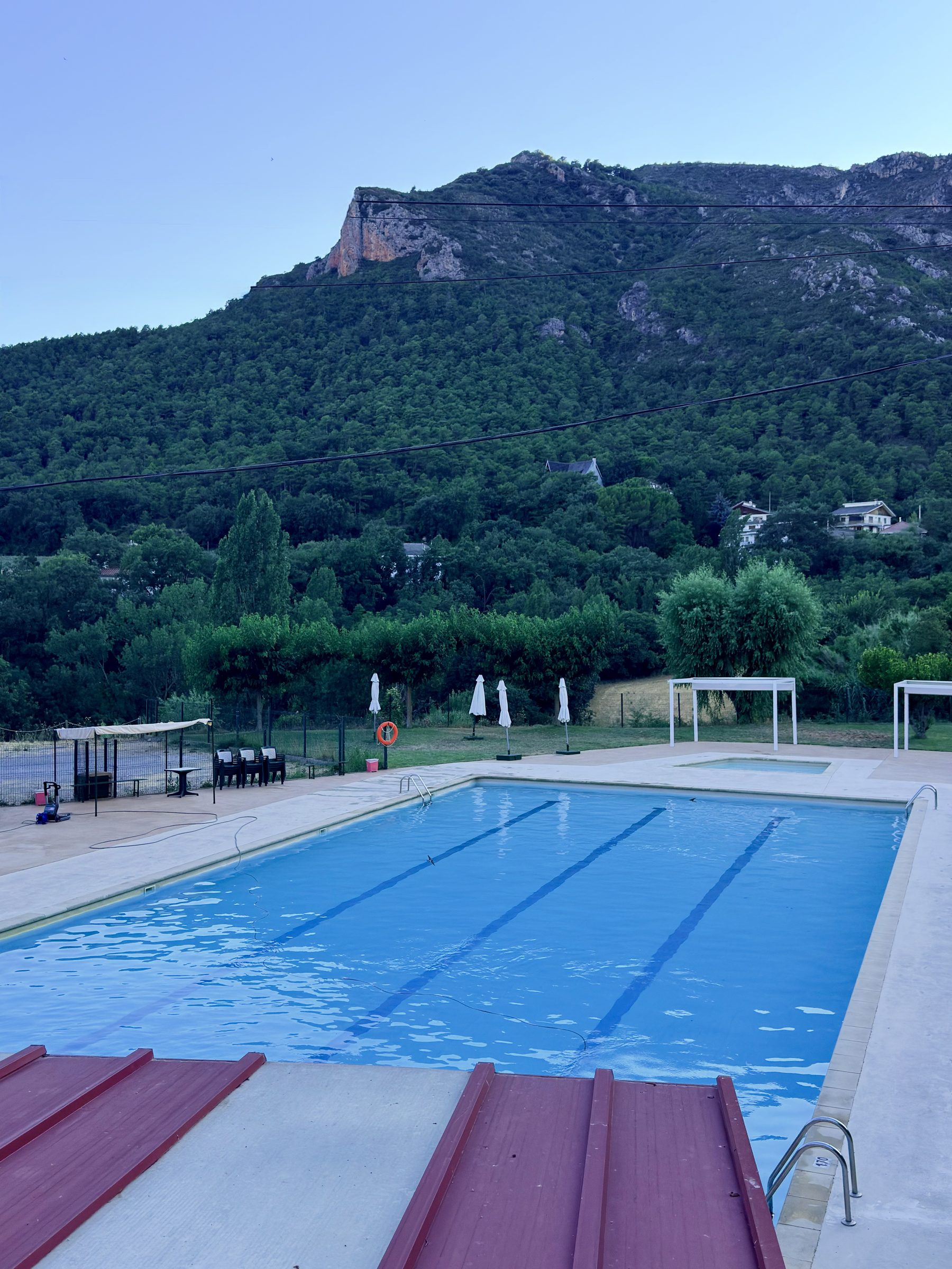 Piscina municipal de Peramola